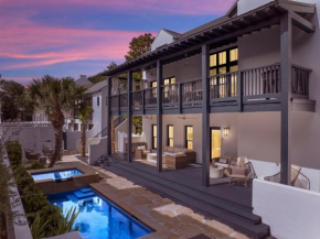 Acqua Cottage & Carriage House